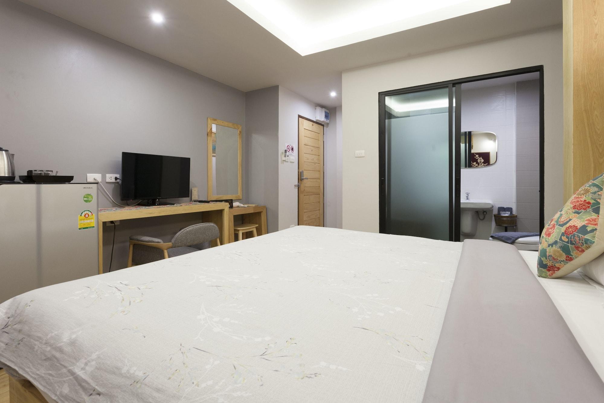 Haikin Ryokan Chiang Mai Bagian luar foto