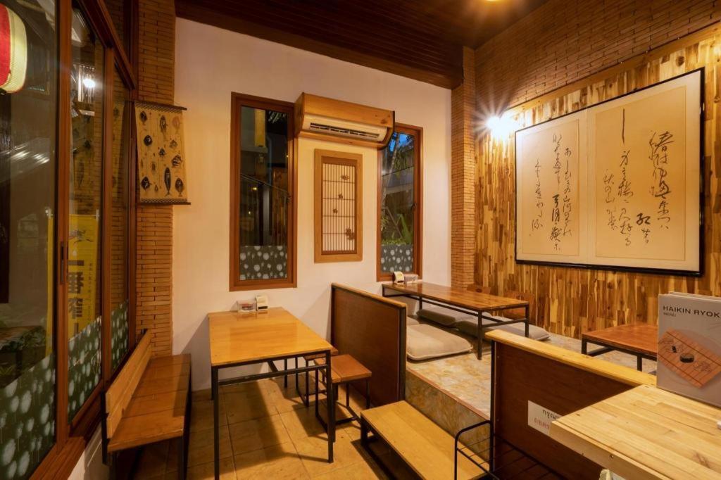 Haikin Ryokan Chiang Mai Bagian luar foto