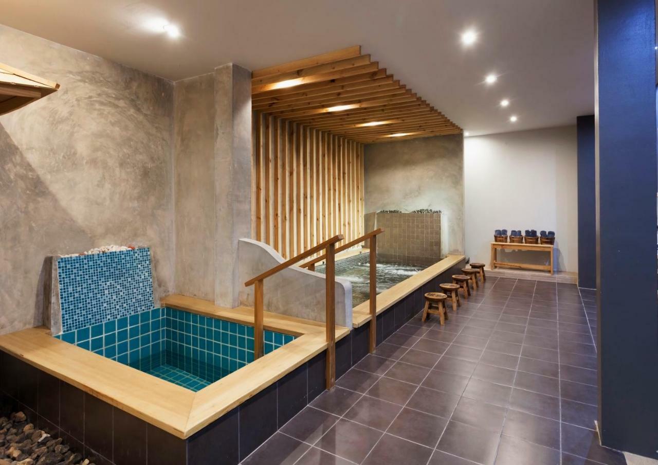 Haikin Ryokan Chiang Mai Bagian luar foto